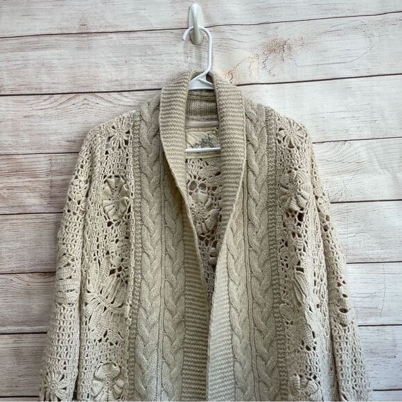 ANTHROPOLOGIE ANGEL OF THE‎ NORTH CROCHET LAMBSWOOL SWEATER - Picture 2 of 9
